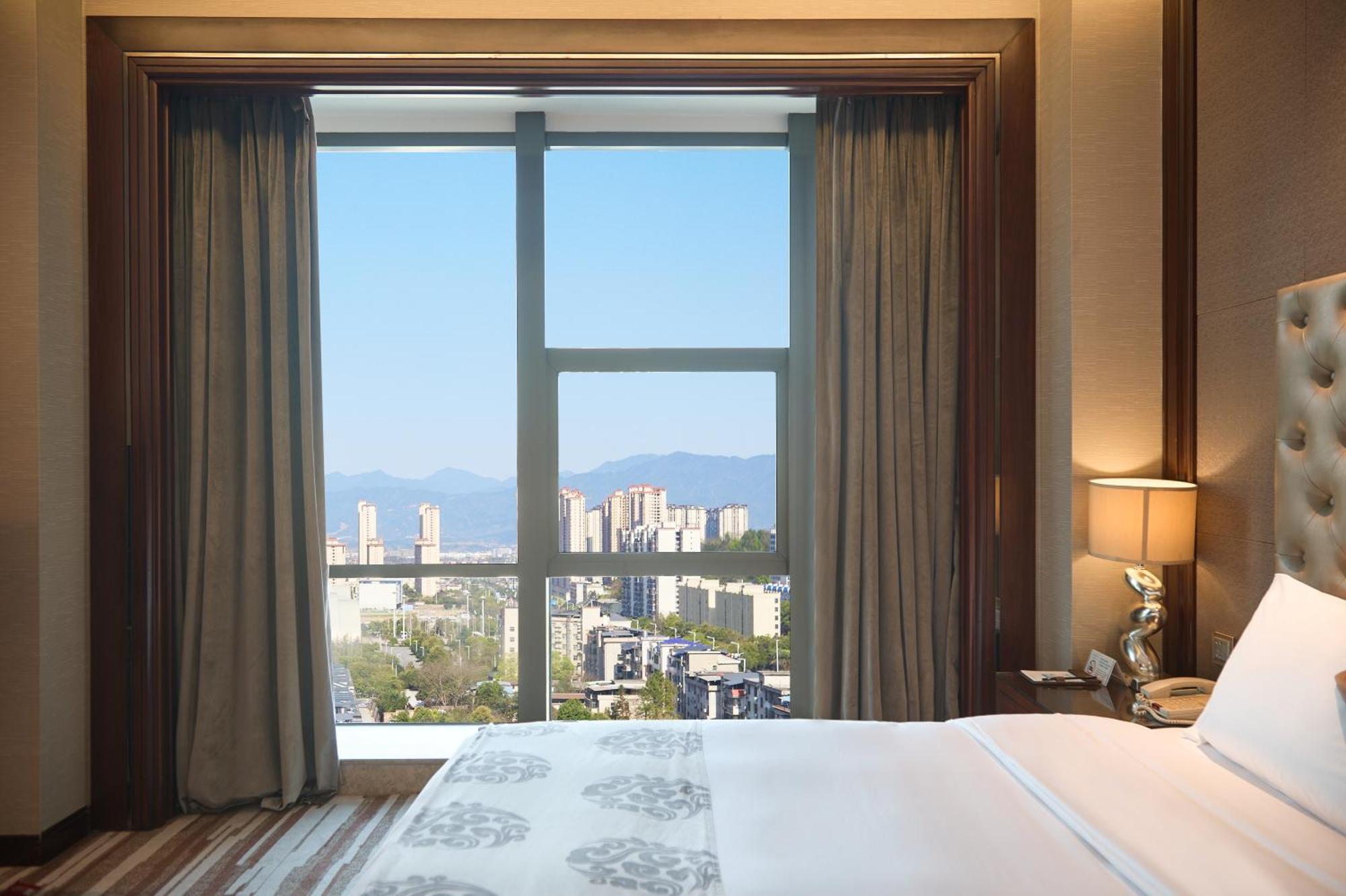 Wyndham Grand Plaza Royale Chenzhou Hotel Exterior foto