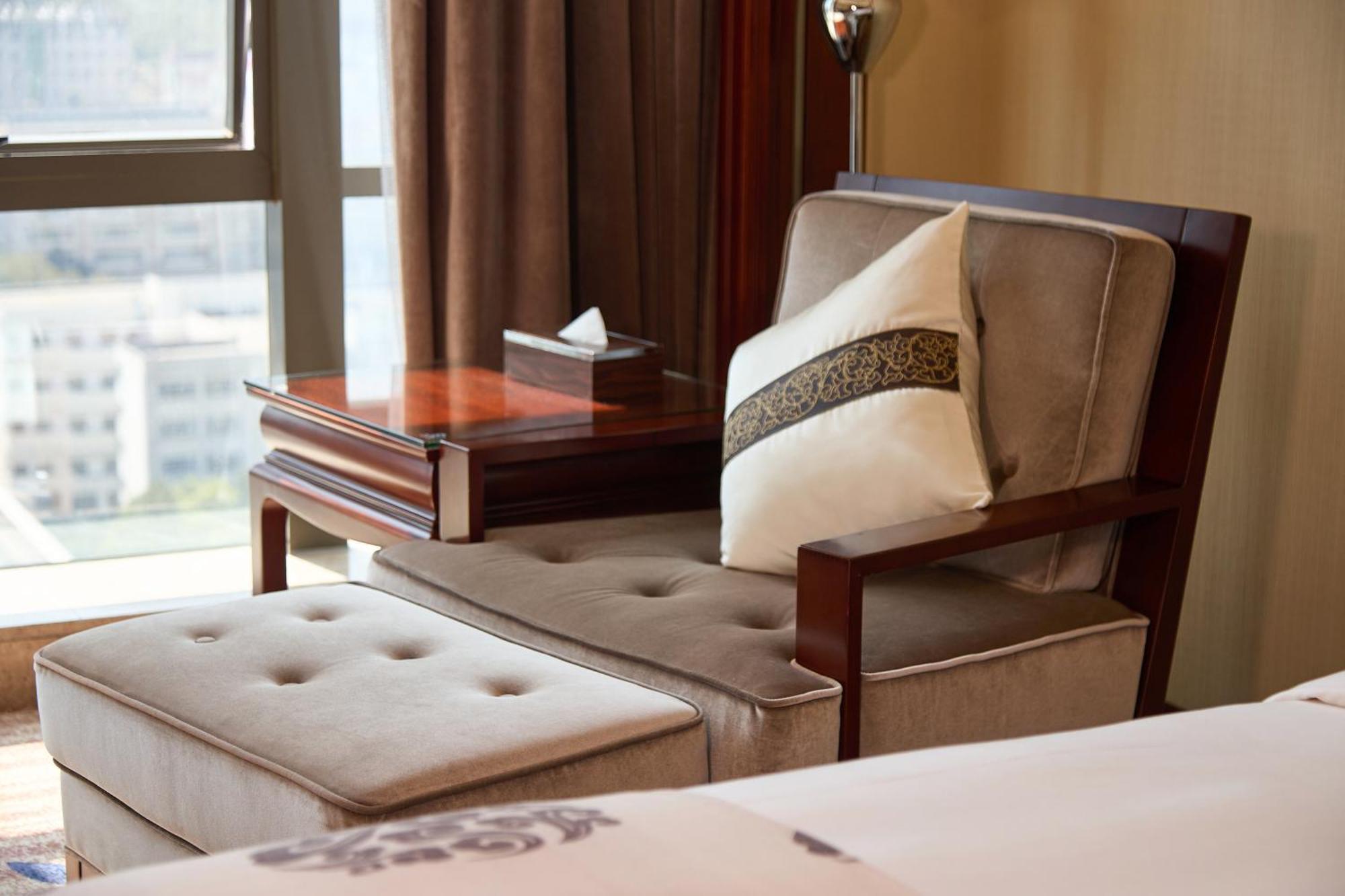 Wyndham Grand Plaza Royale Chenzhou Hotel Exterior foto